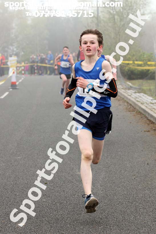 Boys and girls under-13s road race, 2019 Elswick Harirers Good Friday Road Relay, Newburn, Newcastle. Photo:  David T. Hewitson/Sports for All Pics